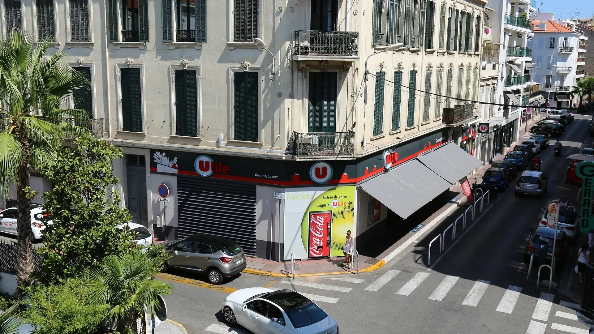 Best Location In Cannes Apartment